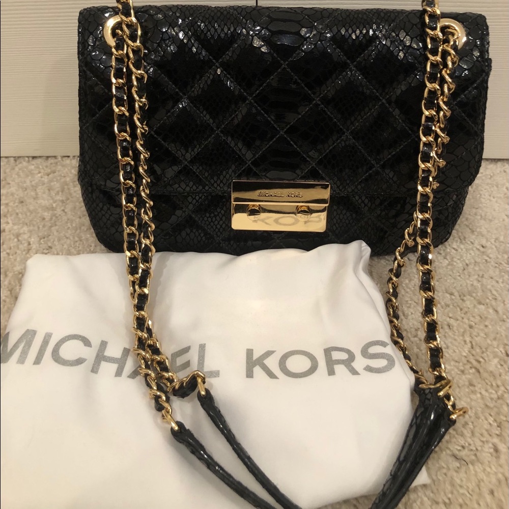 Michael Kors Sloan Large Chain Shoulder Bag